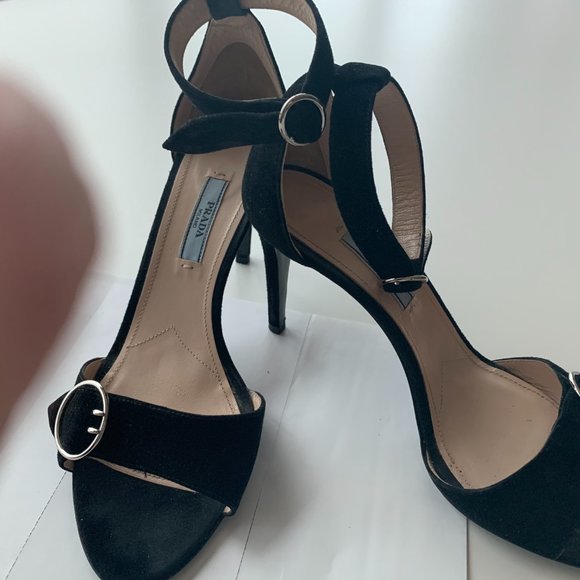 Prada Black Suede sandal with ankle strap - Picture 12 of 14